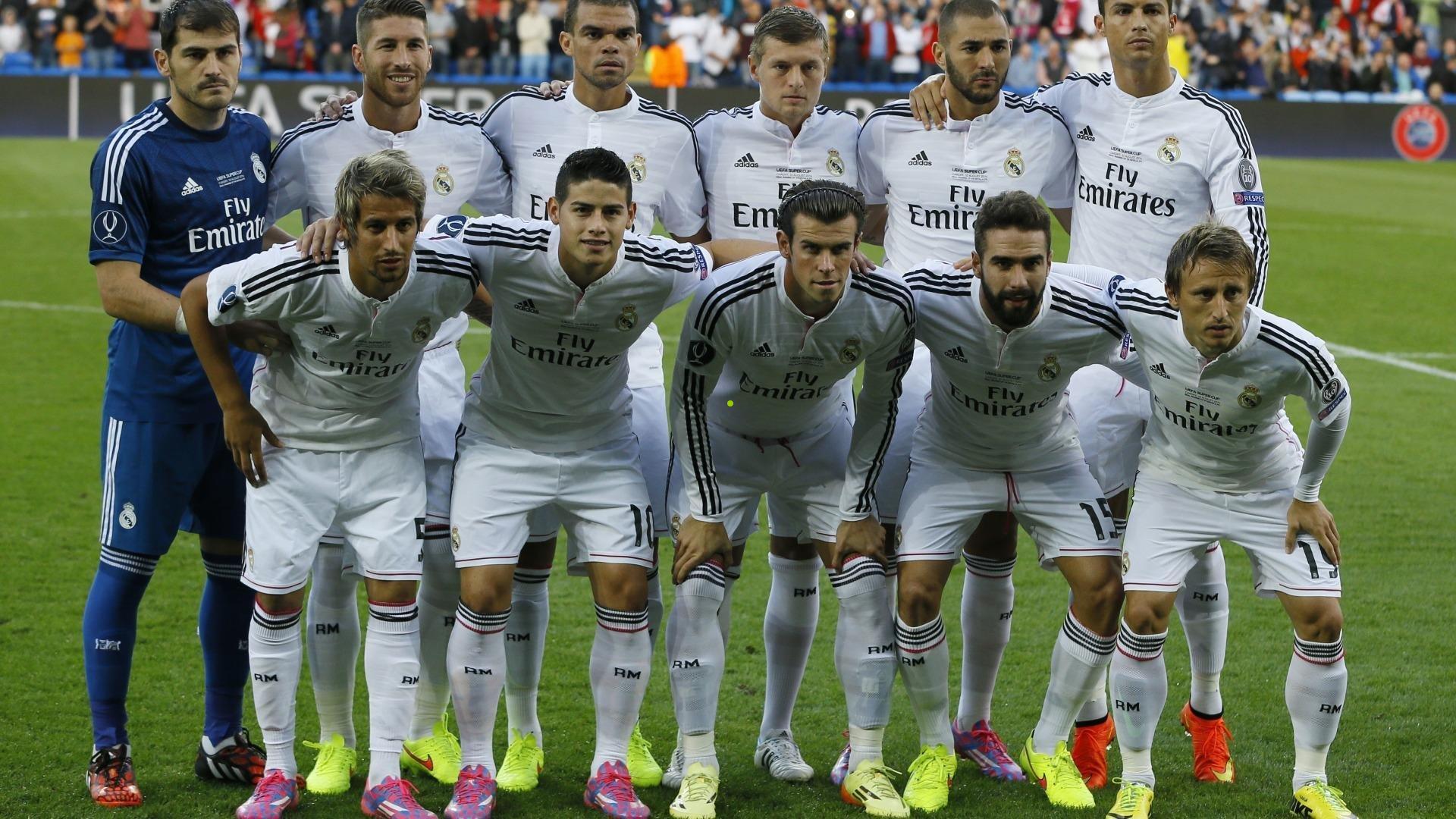 【足彩网首页】欧冠疯狂夜！卫冕冠军神锋戴帽刷新三大纪录，伯纳乌见证历史