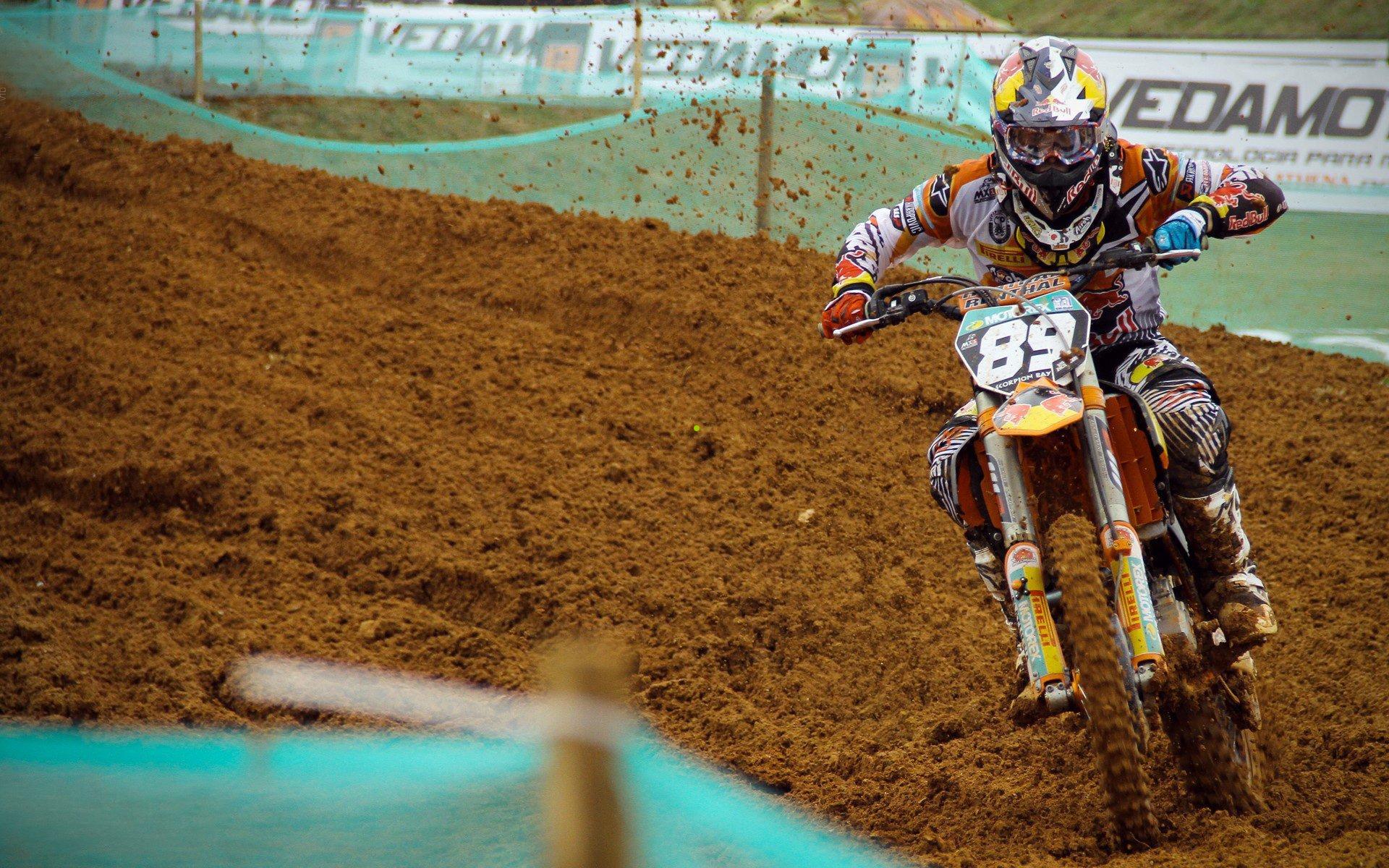 意媒披露，土超科贾埃利体育瞄准国际米兰新星卡马特，转会市场再起波澜